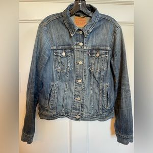 Levi’s Jean Jacket - Women’s Medium